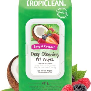 TropiClean Dog Wipes Grooming - Deep Cleaning & Deoderising Wipes for Dogs & Cats - Removes Dirt, Dander & Odour - For Pet Paws, Face, Body & Butt, Sweet Berry & Coconut, 100ct