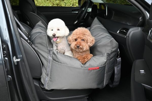 Pet Car Booster Seat for Large Dog and Cat Bumper Cushion Bed with Harness for Long Drive Made of Scratch-Resistant and Water-Resistant Oxford (Medium, Gray)